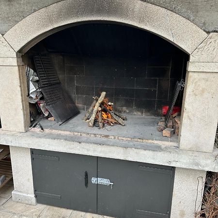 Split Industrial Design Rooms Εξωτερικό φωτογραφία