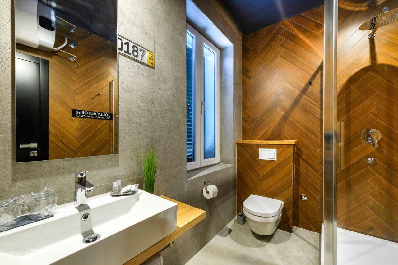 Split Industrial Design Rooms Εξωτερικό φωτογραφία