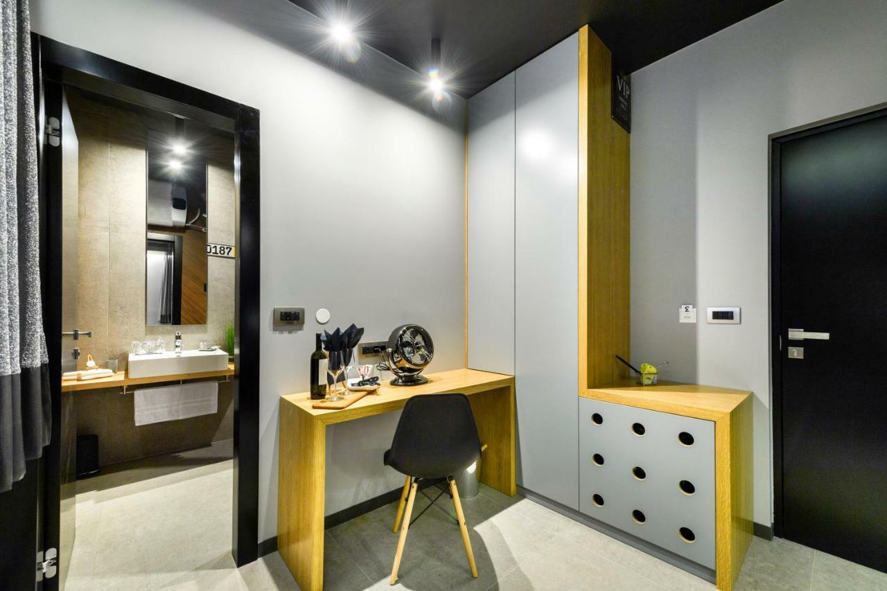 Split Industrial Design Rooms Εξωτερικό φωτογραφία
