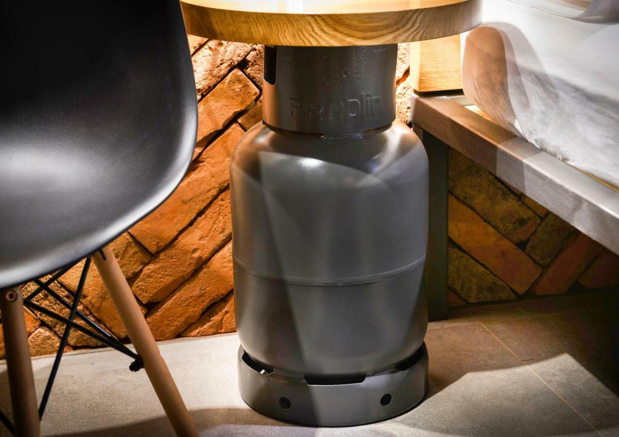 Split Industrial Design Rooms Εξωτερικό φωτογραφία