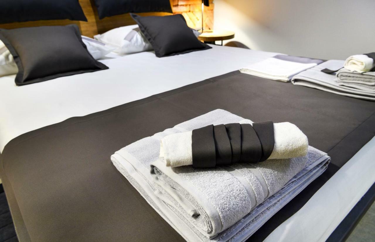 Split Industrial Design Rooms Εξωτερικό φωτογραφία