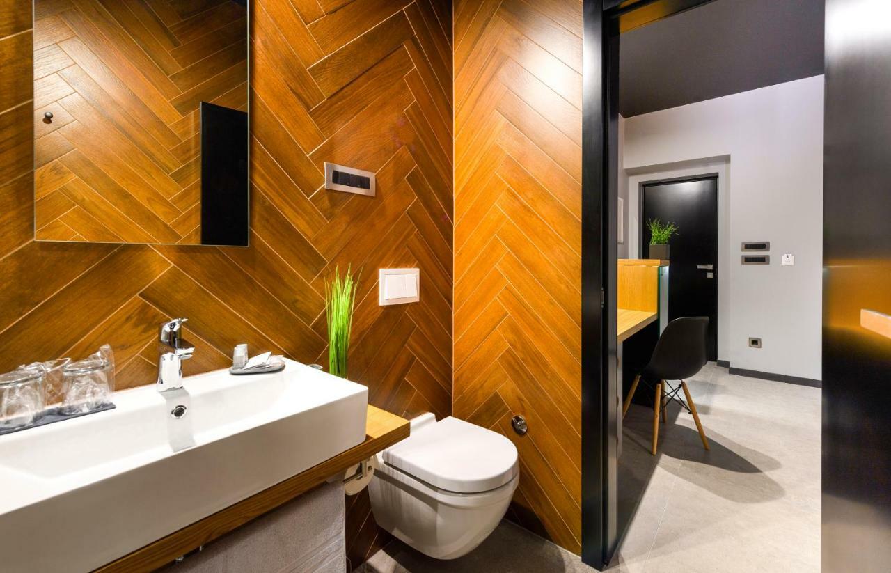 Split Industrial Design Rooms Εξωτερικό φωτογραφία